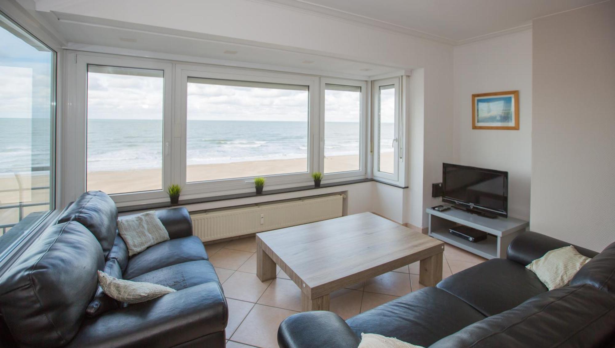 Bright Apartment With Sea View Остенде Екстер'єр фото